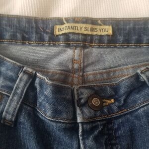 Instantly Slims You Jeans. BB2